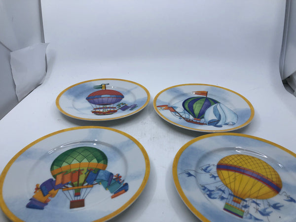 4 WILLIAMS-SONOMA HOT AIR BALLOON PLATES.