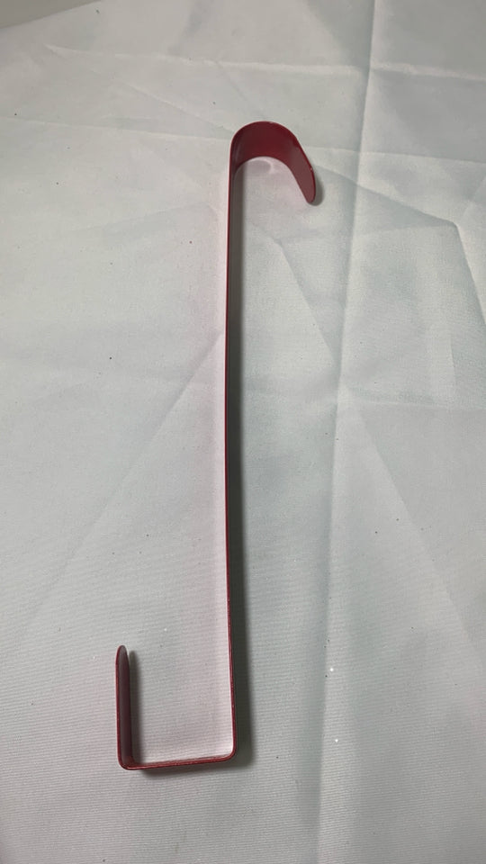 RED WREATH HOOK.