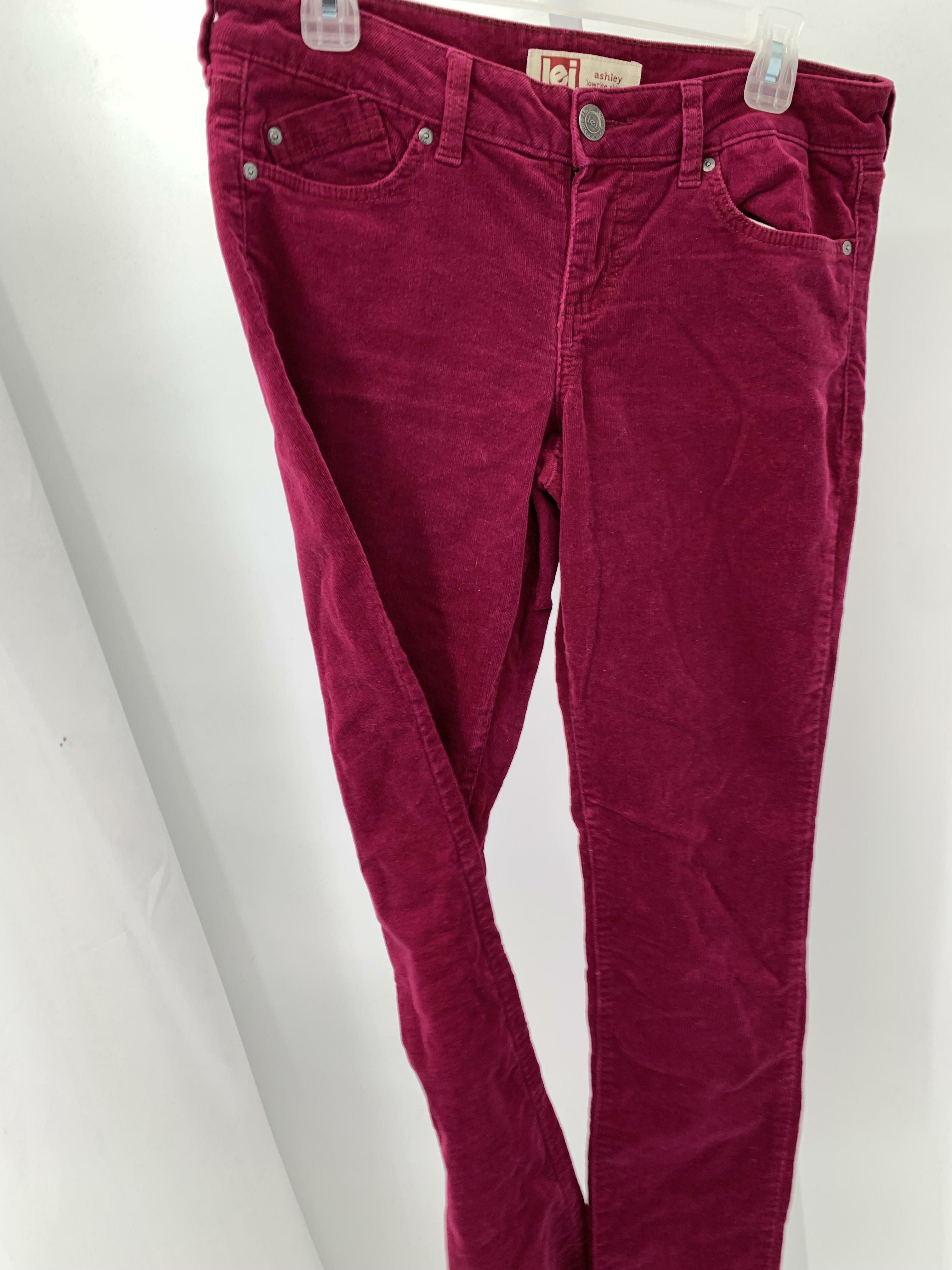 L.E.I. Size 11 Juniors Corduroy
