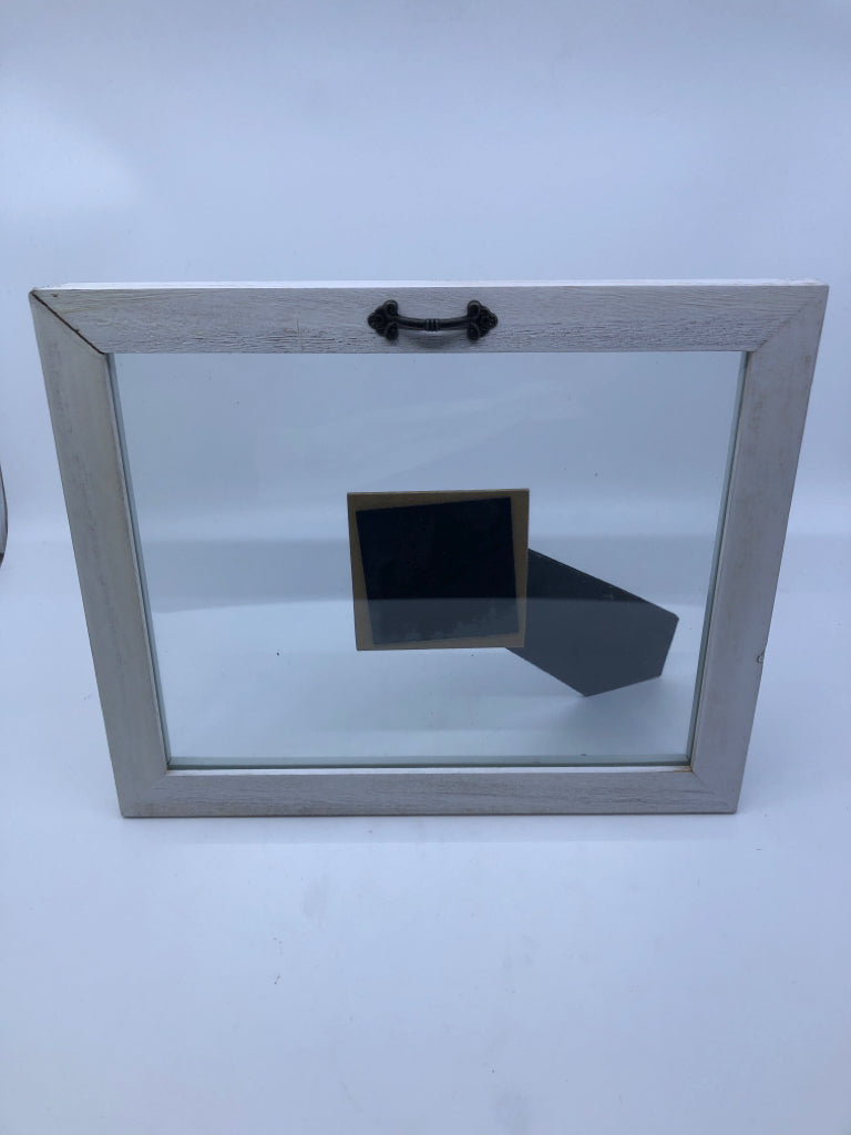 WHITE FRAME W HARDWARE PHOTO FRAME.