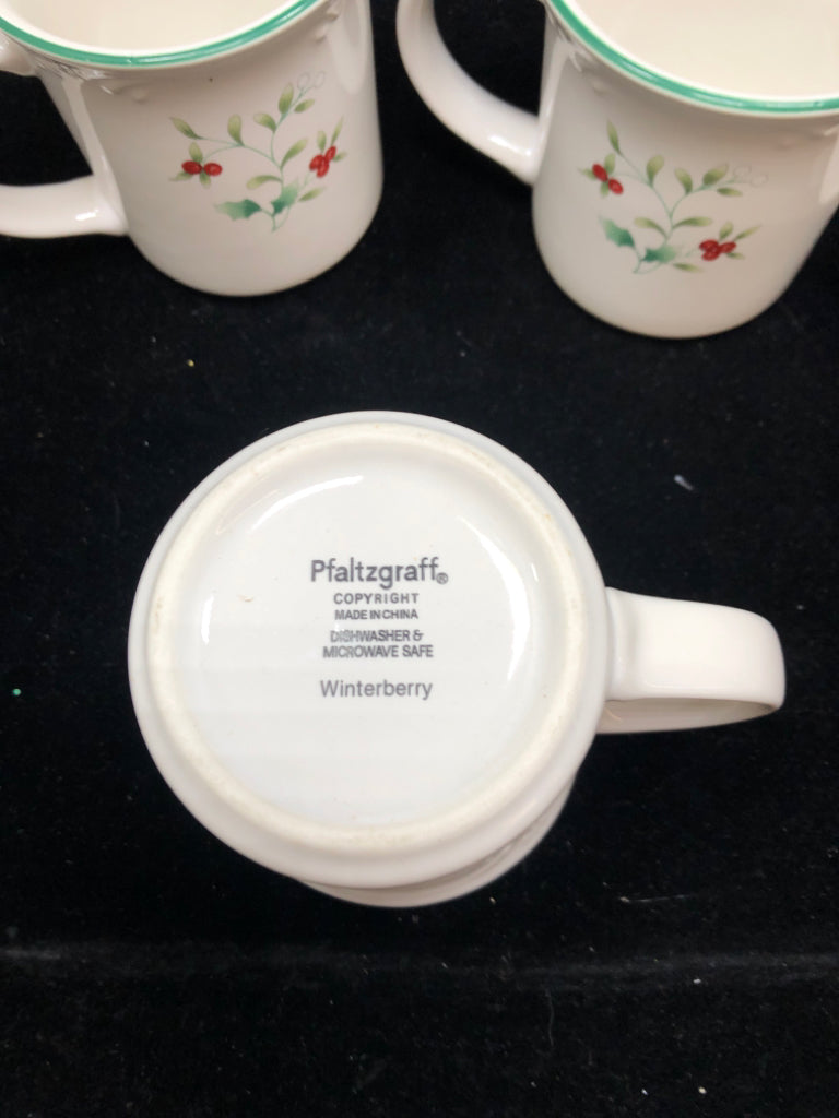 4 PFALTZGRAFF WINTERBERRY MUGS.