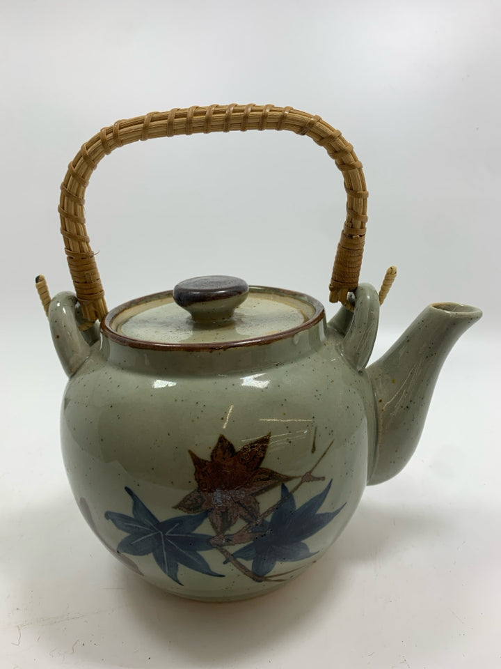 SPECKLED STONEWARE TEAPOT W/WOVEN HANDLE.