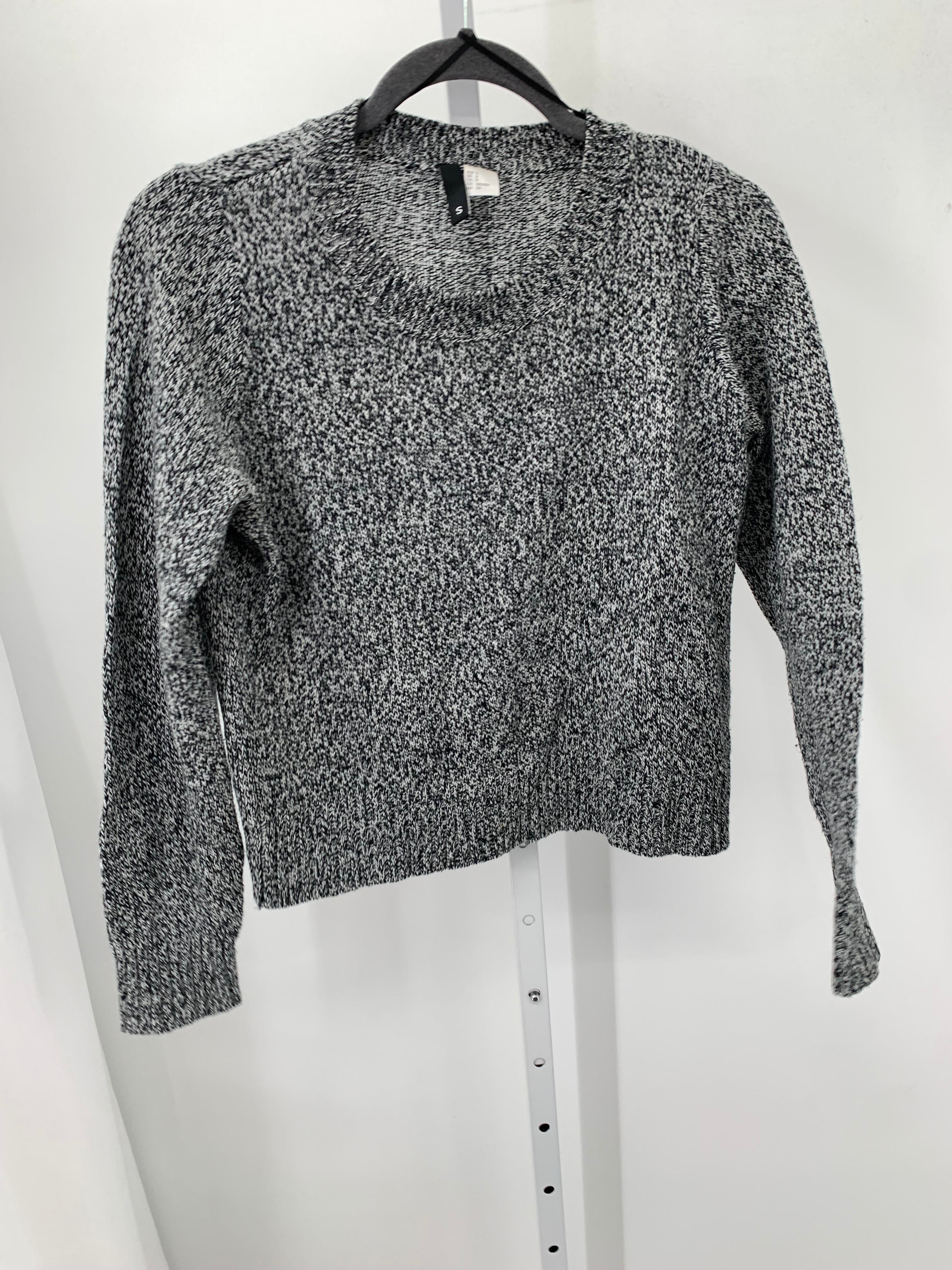 Divided Size Small Juniors Long Sleeve Sweater