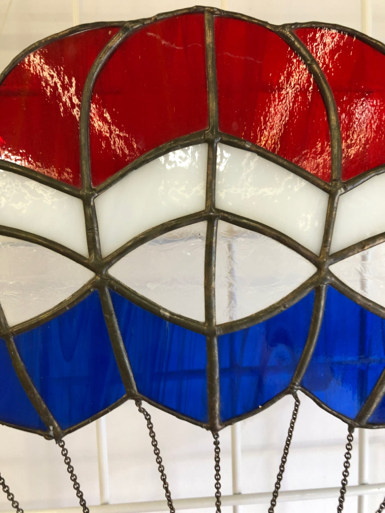 RED, WHITE, AND BLUE HOT AIR BALLOON SUN CATCHER.