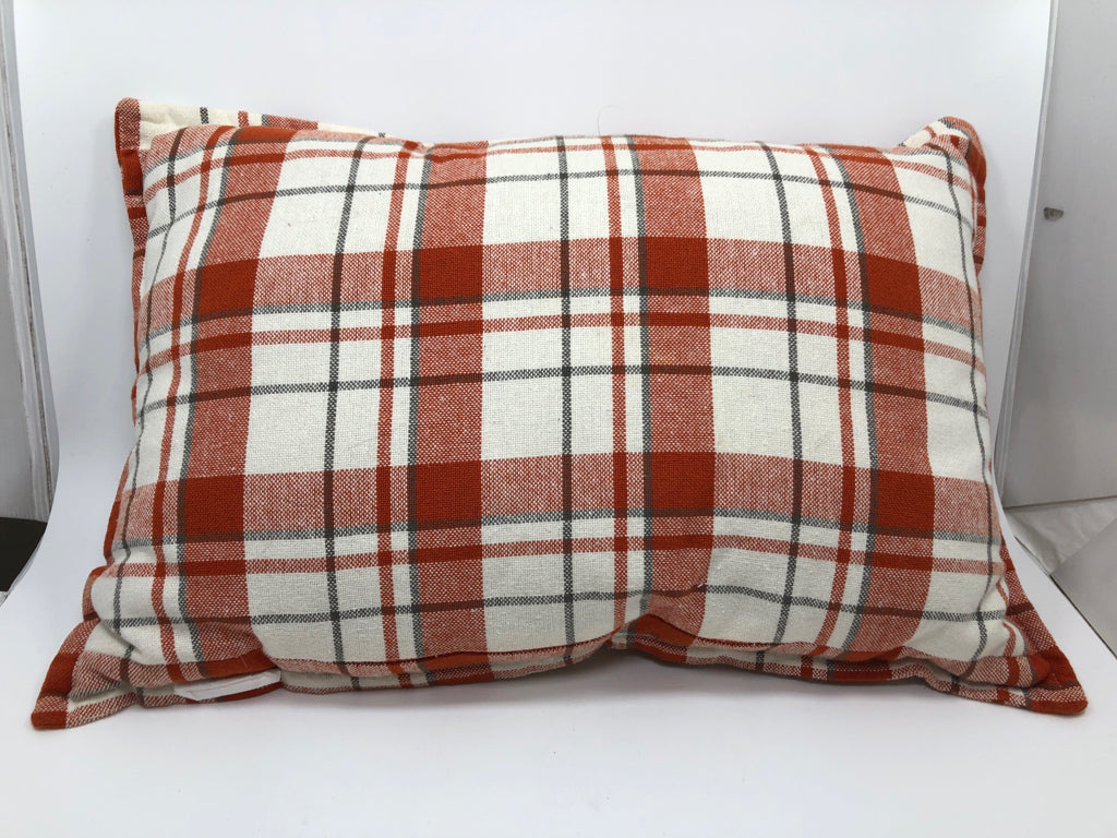 ORANGE FLANNEL "HEY PUMPKIN" ACCENT PILLOW.