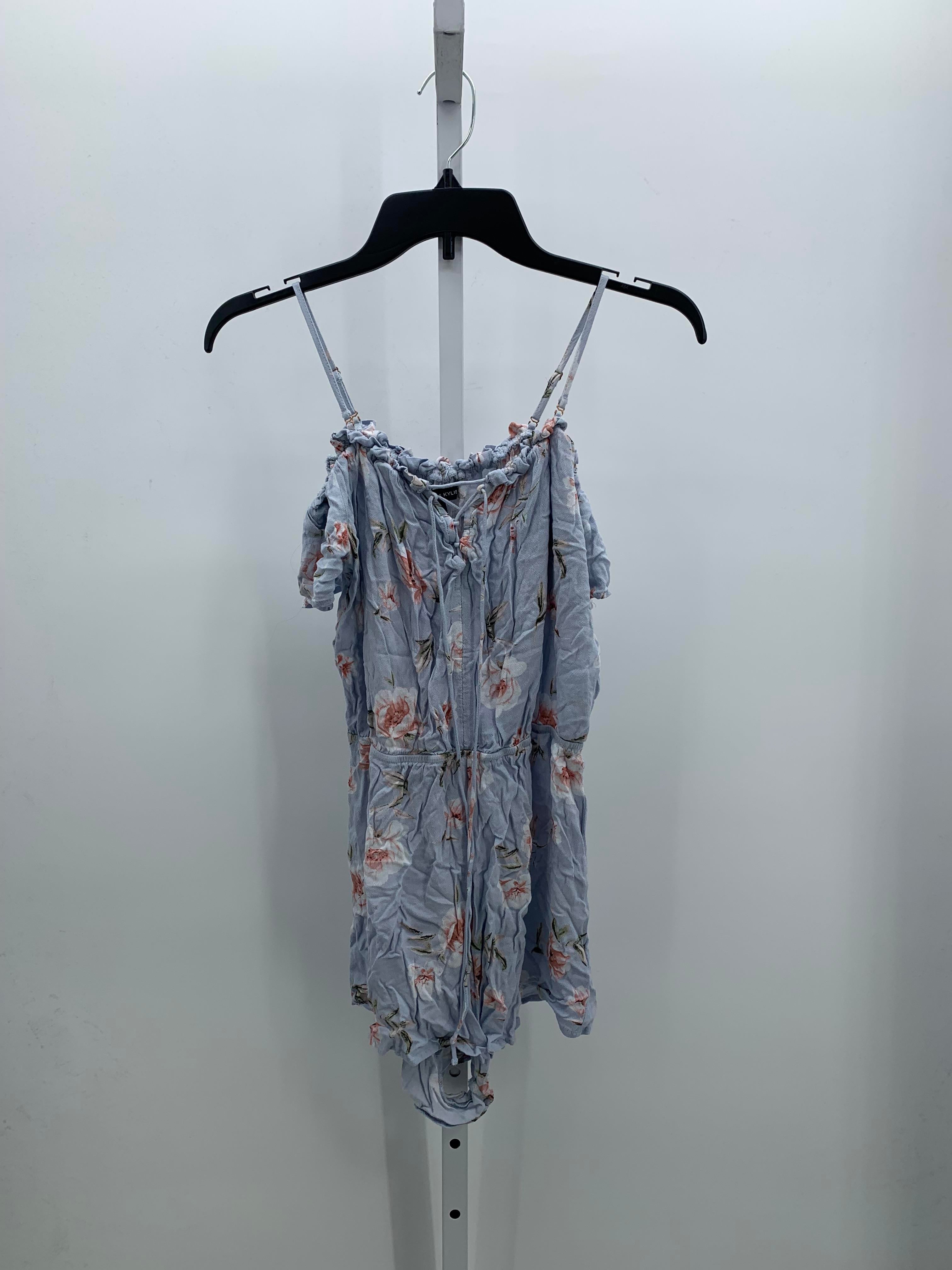 Kendall & Kylie Size Medium Juniors Romper