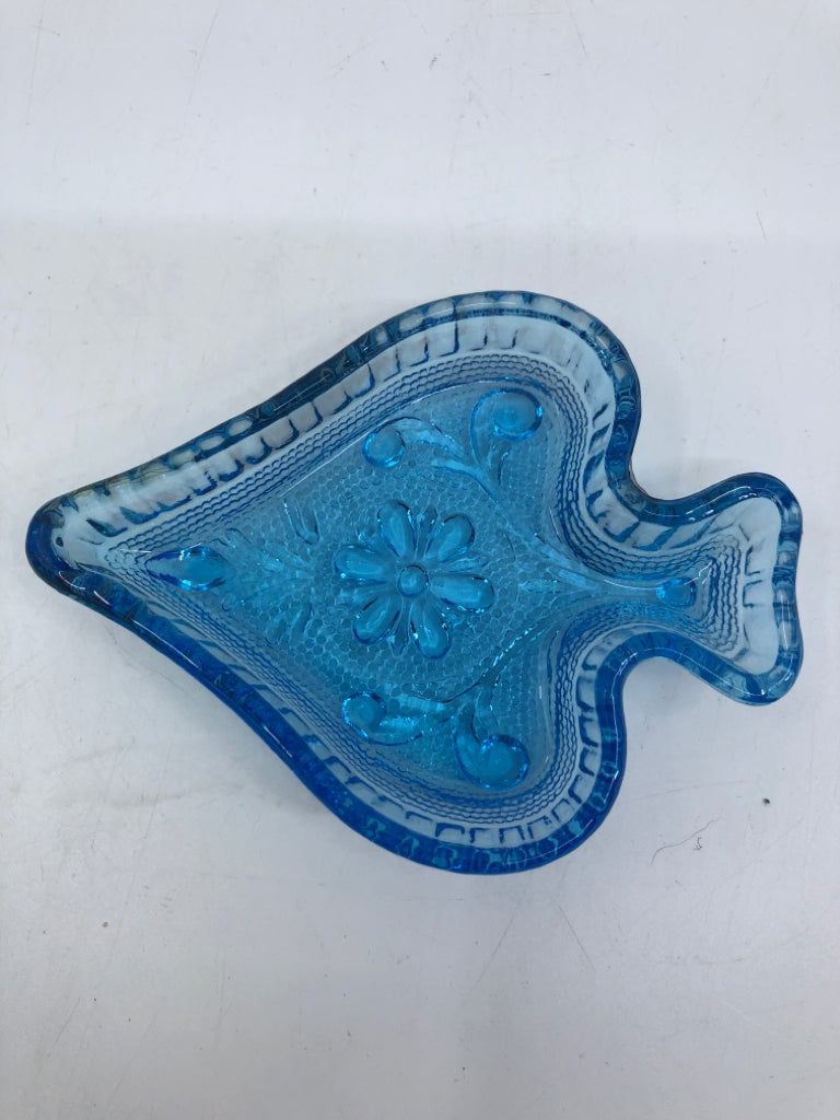 VTG EMBOSSED SPADE GLASS JEWELRY BOWL.