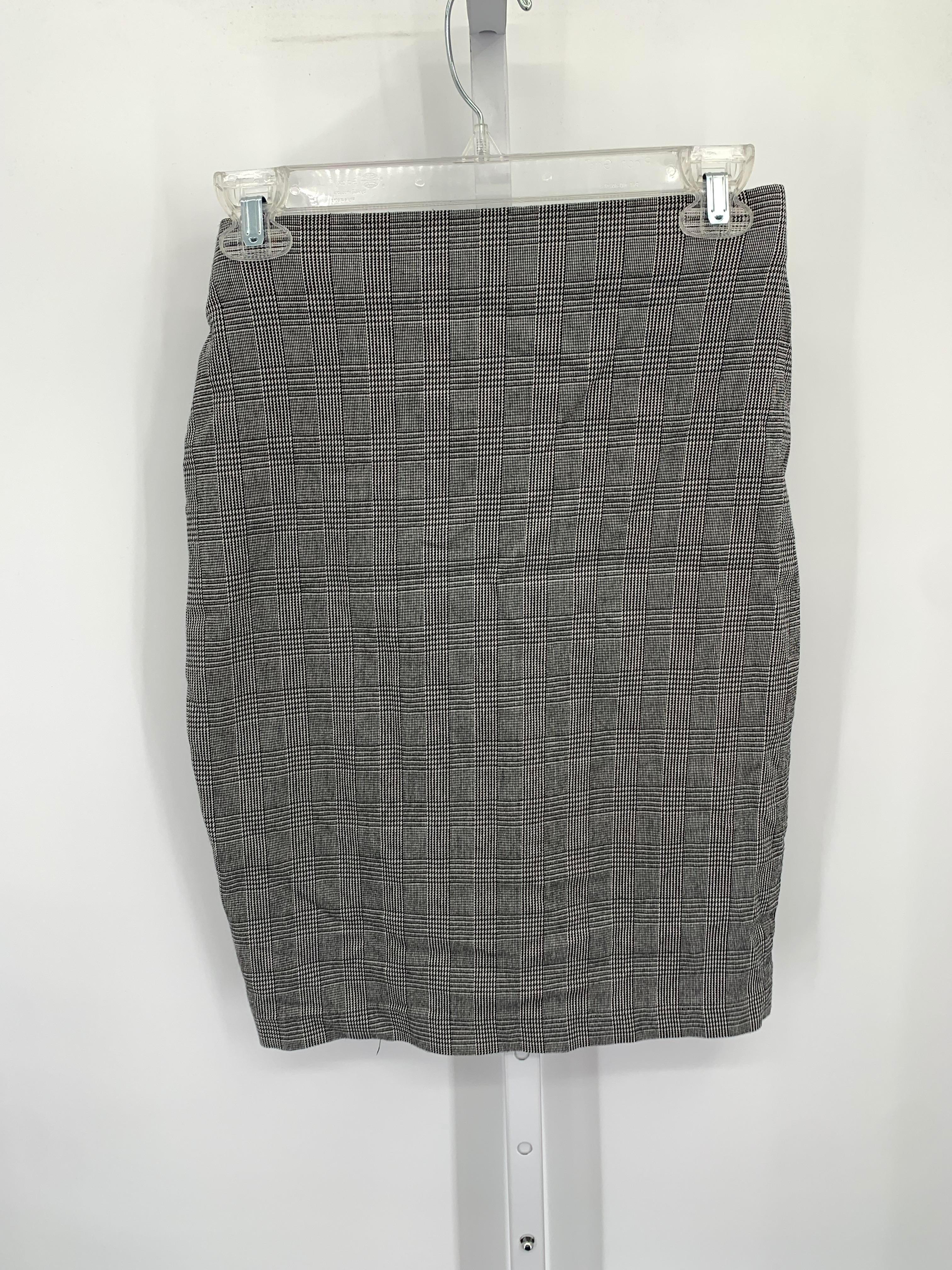 Size Medium Misses Skirt