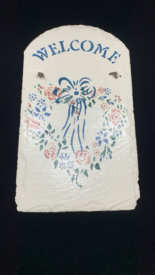 WELCOME SLATE PAINTED FLOWERS WALL HANGING.