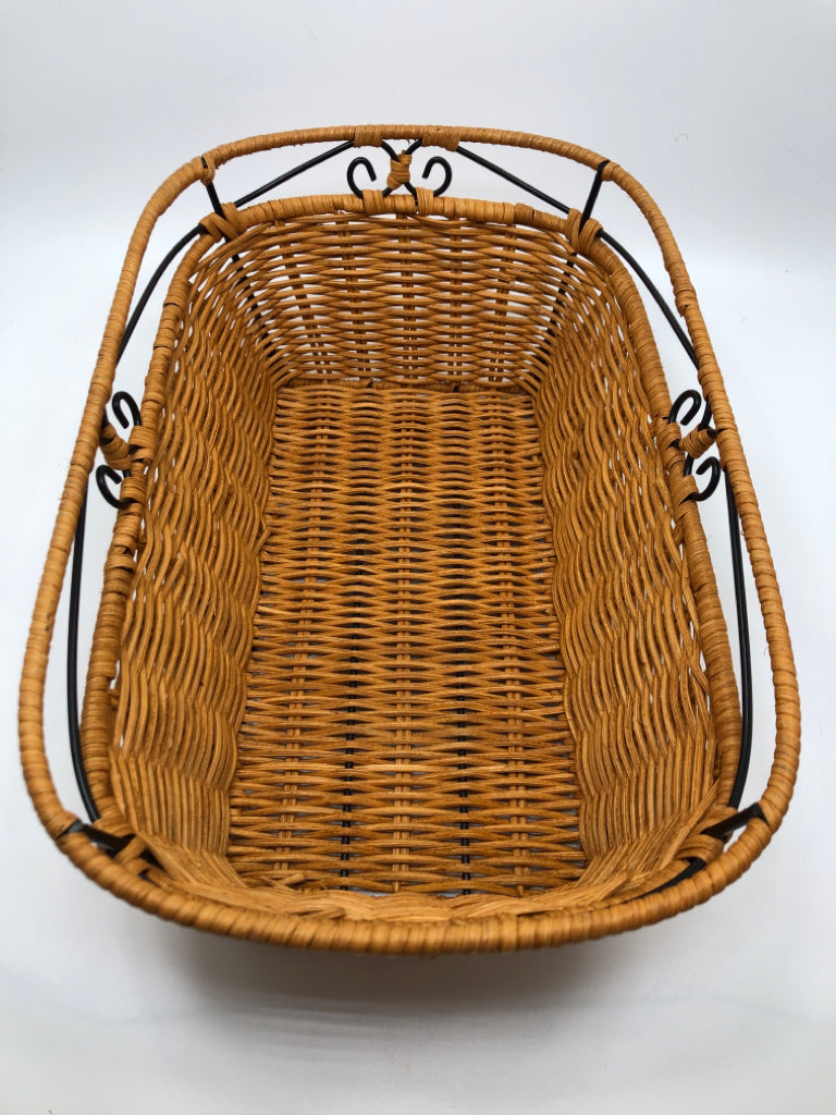 BROWN & METAL WICKER BASKET.