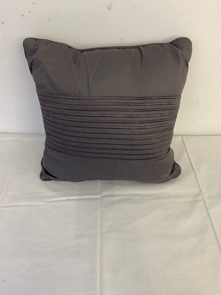 SQUARE GREY PILLOW.