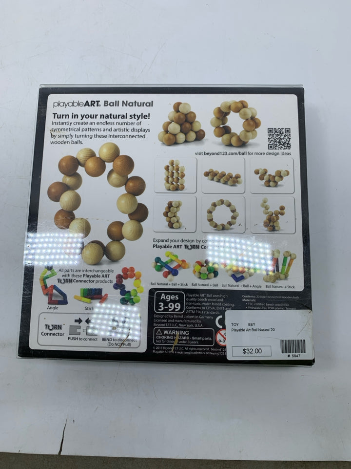NIB PAYABLEART WOOD DISPLAY BALLS.