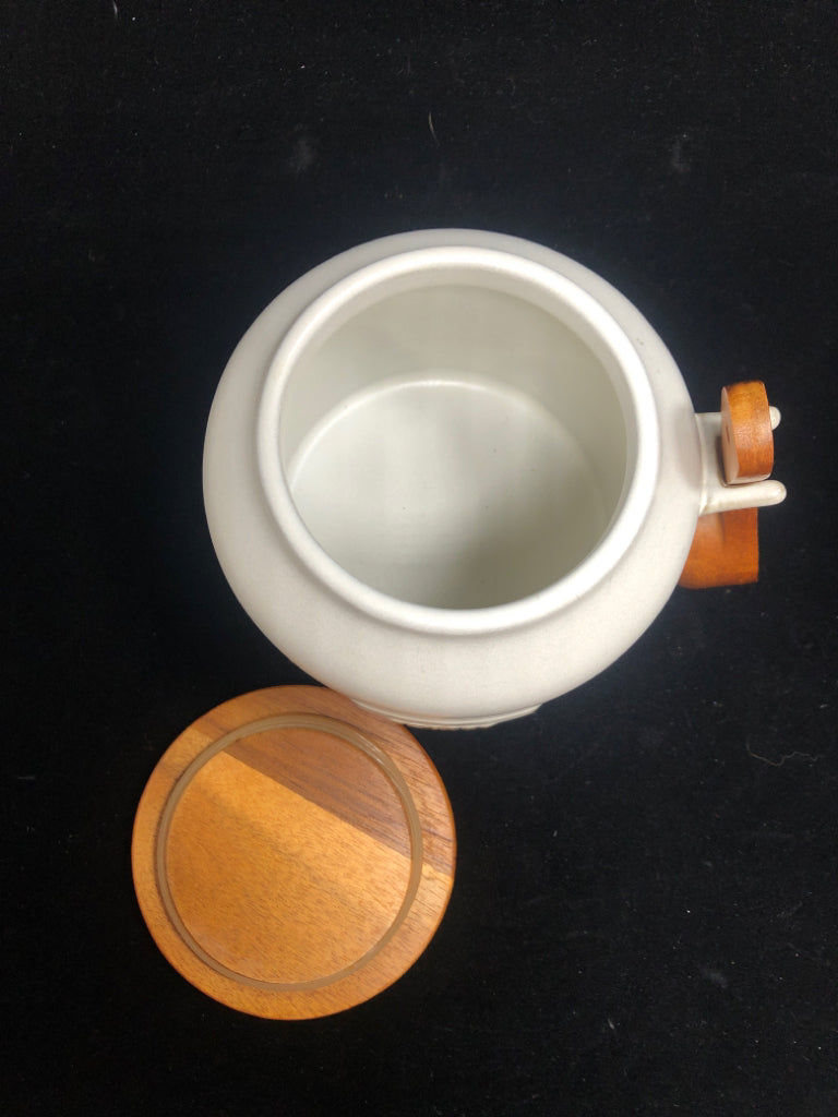 COFFEE CONTAINER W/WOOD LID AND WOOD SPOON.