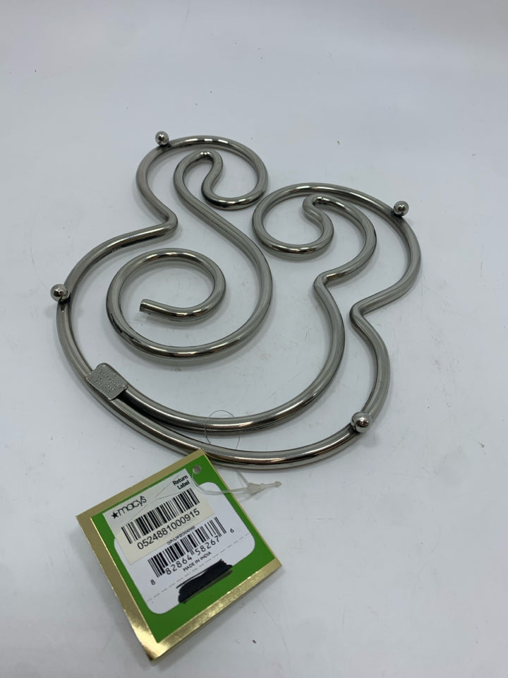 KATE SPADE SWIRL METAL TRIVET.