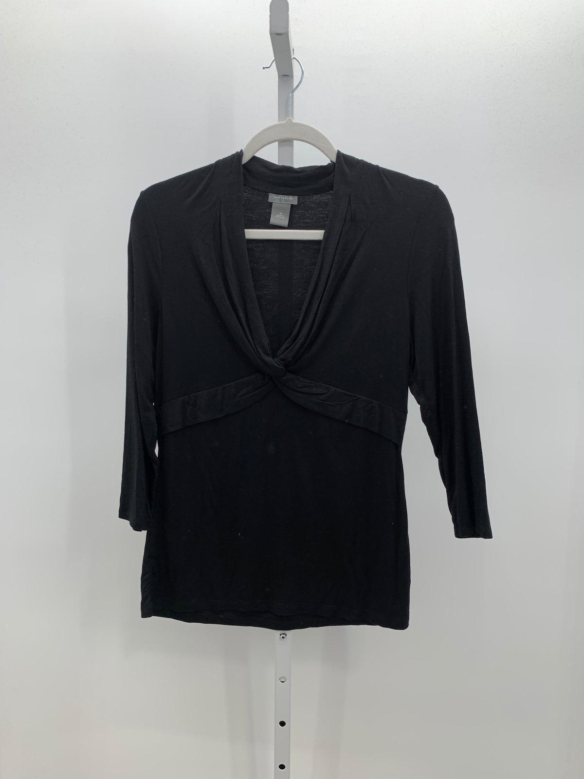 Ann Taylor Size Medium Misses 3/4 Sleeve Shirt