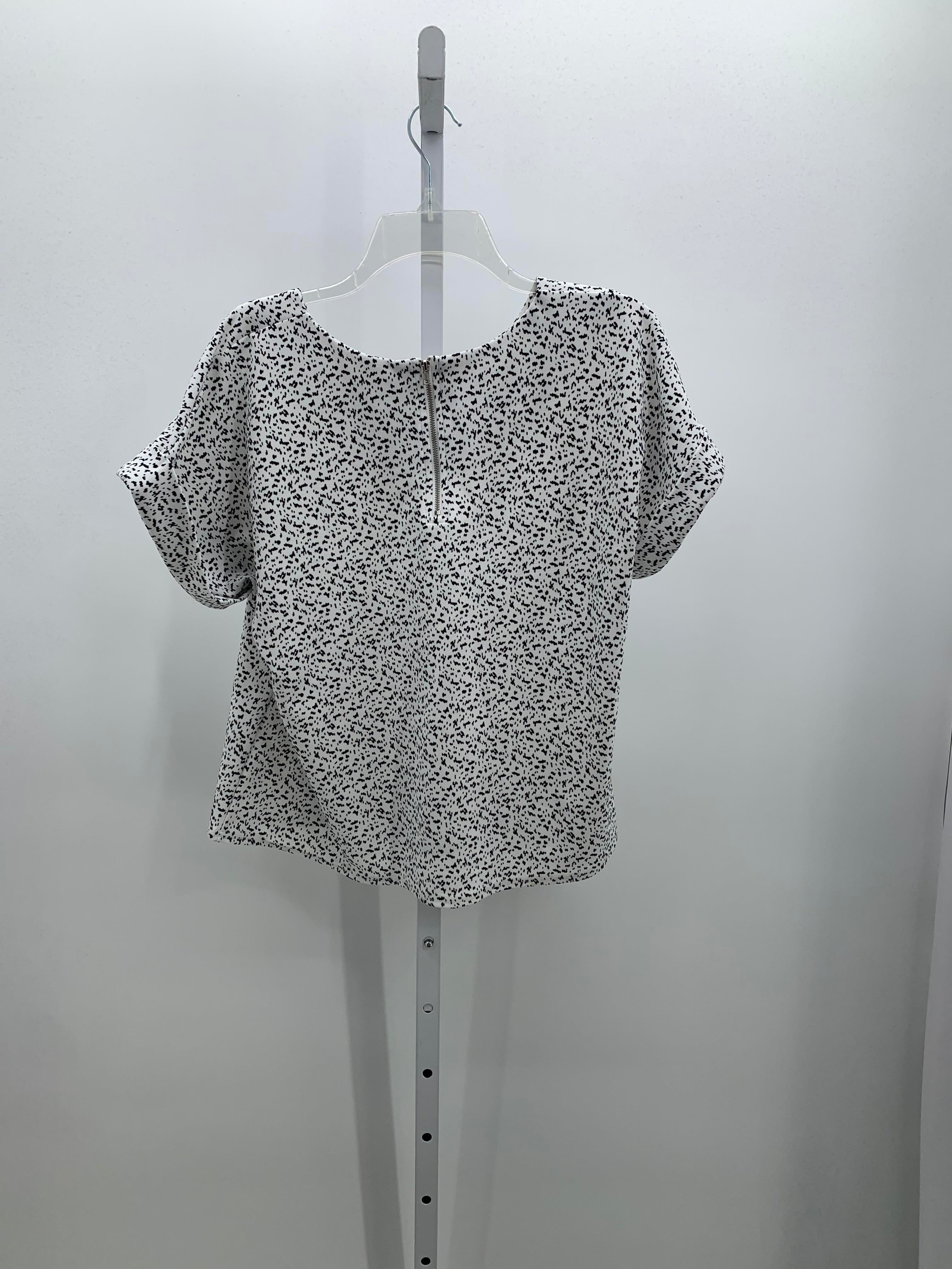 Mello Day Size Medium Misses Short Sleeve Shirt