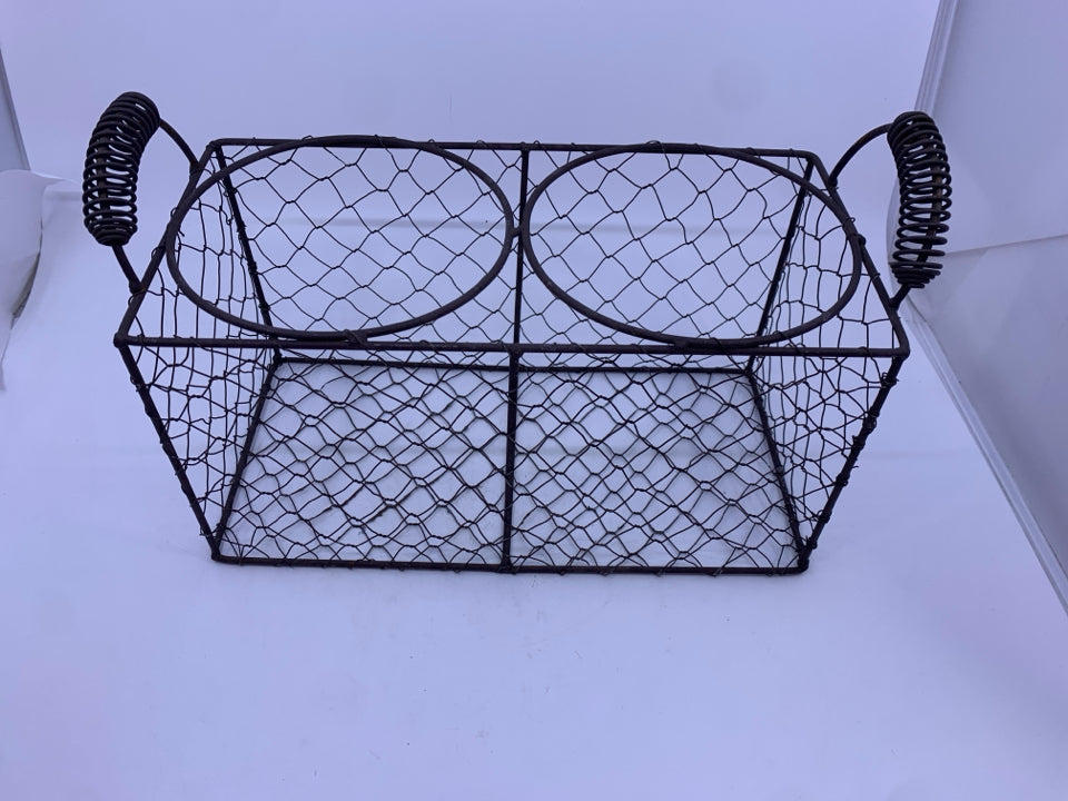 BROWN CHICKEN WIRE DIVIDED HOLDER.