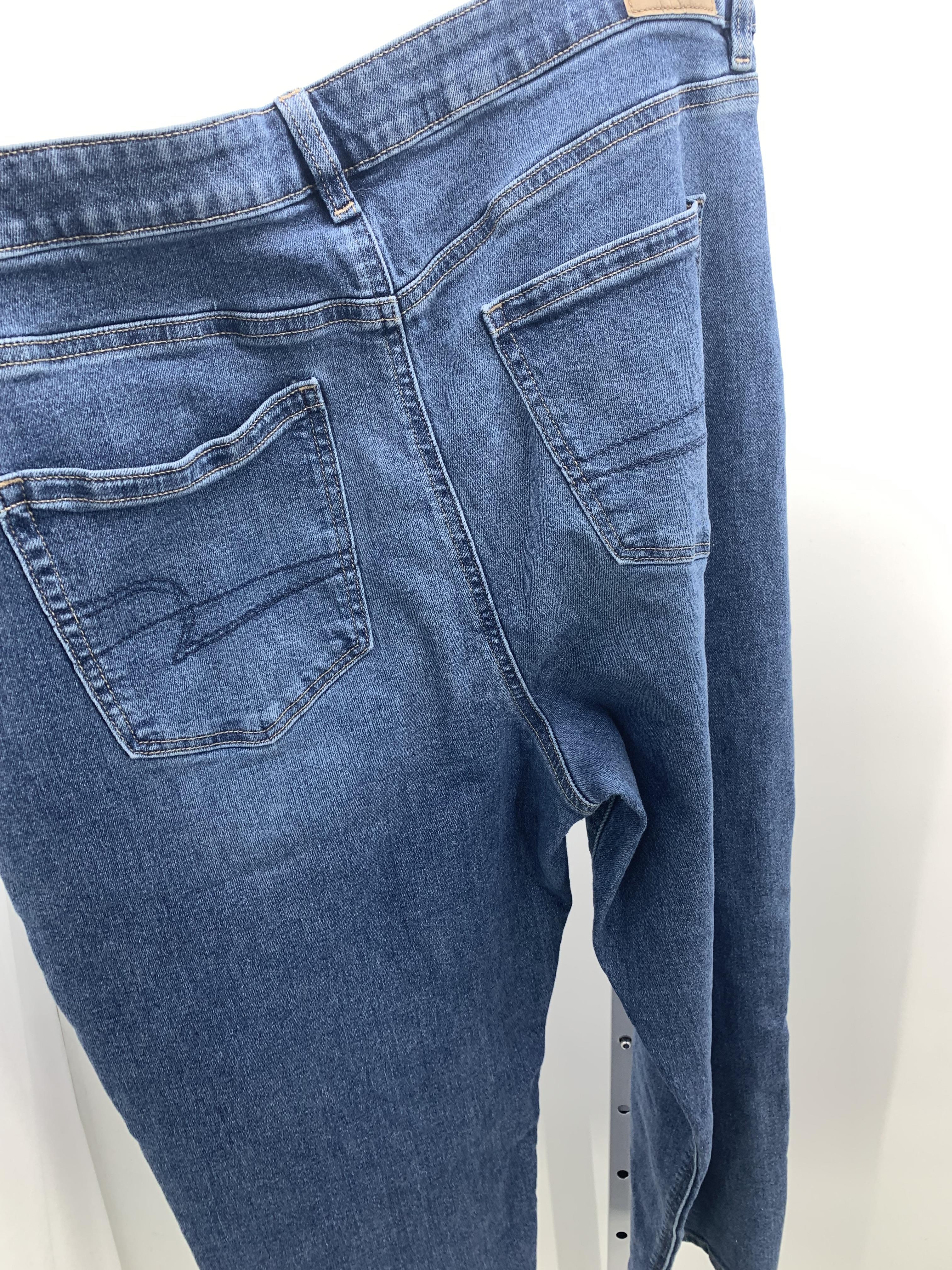 American Eagle Size 16 Juniors Jeans