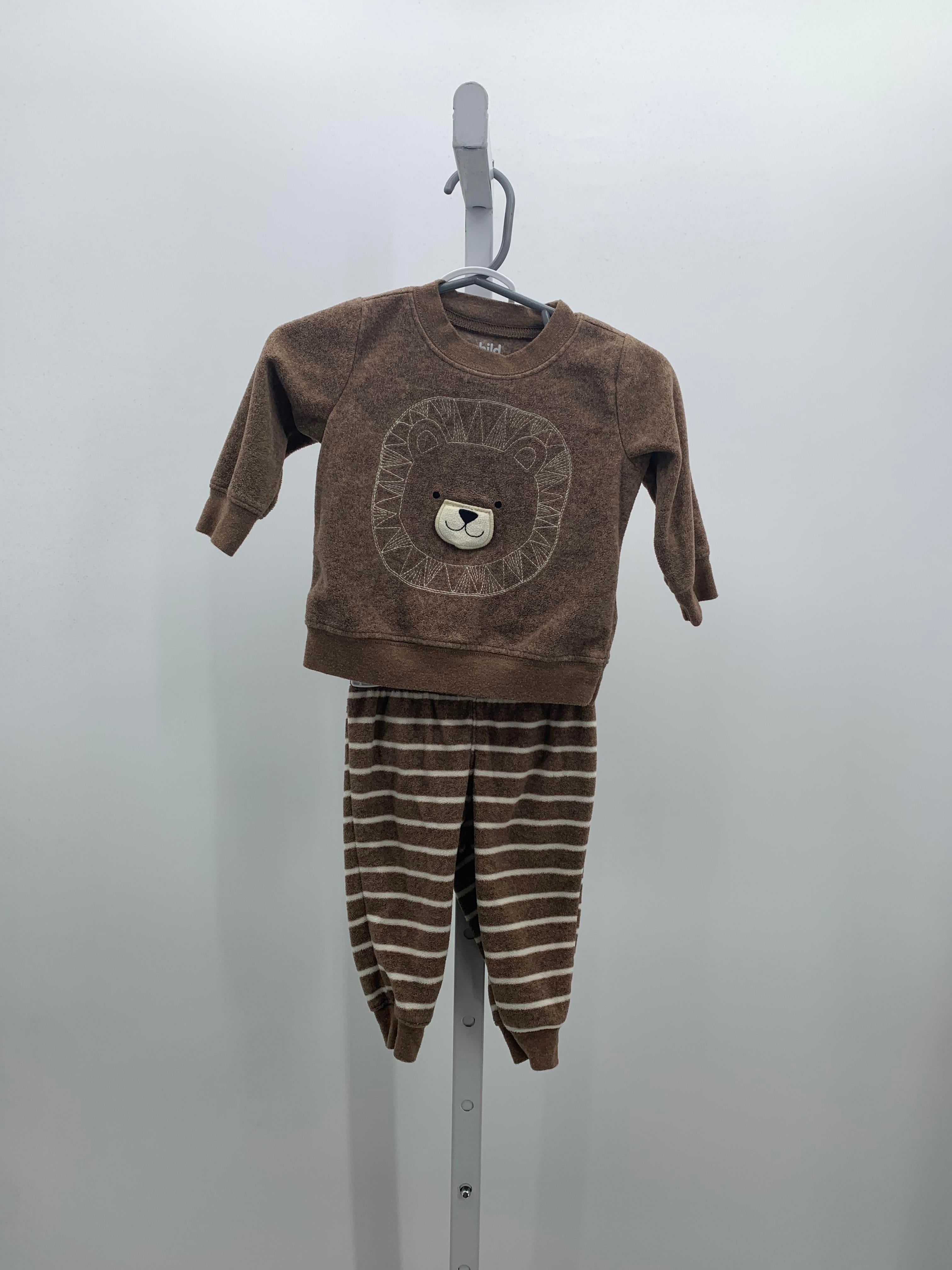LION FLEECE SHIRT AND STRIPE PANTS