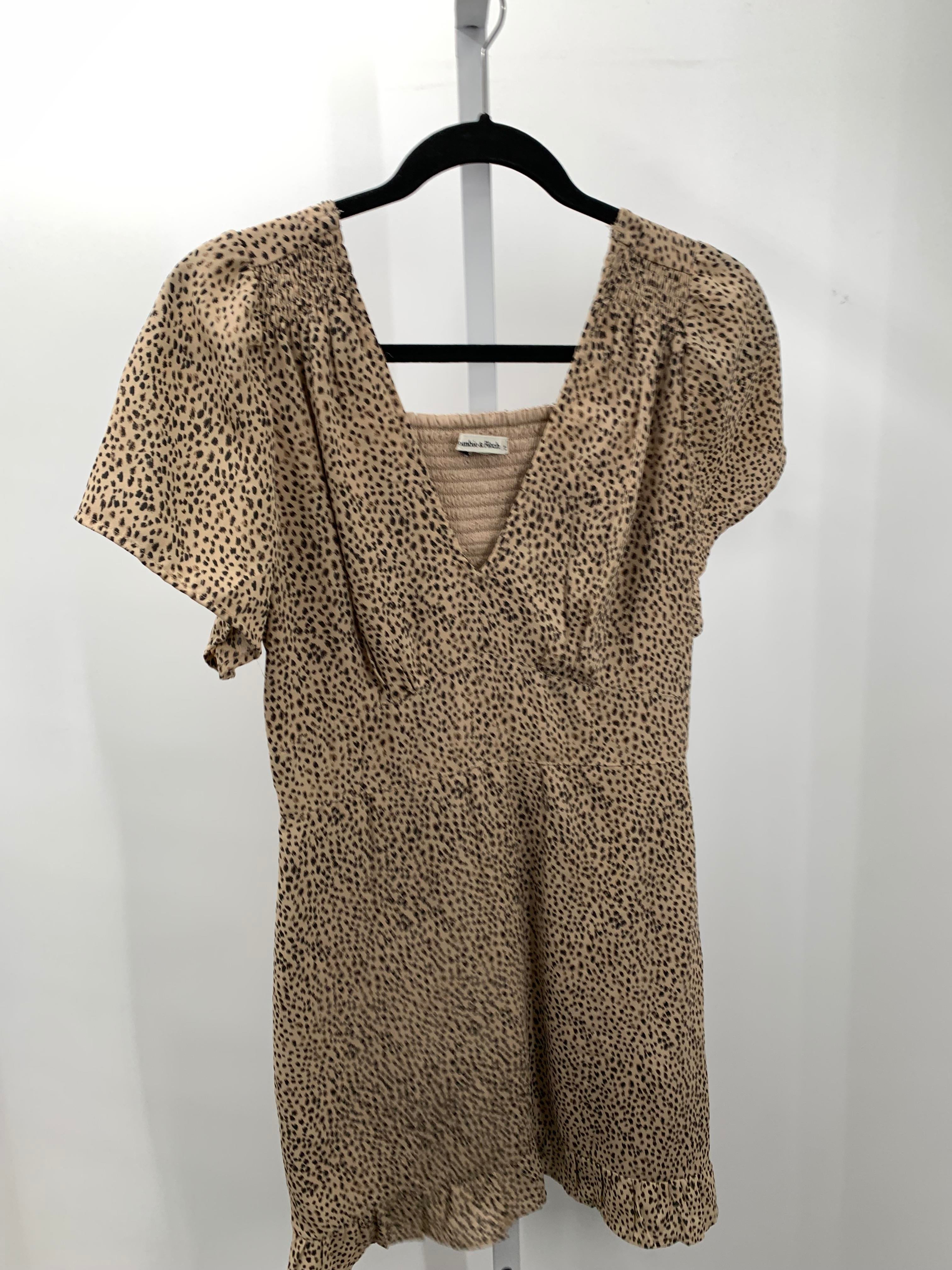 Abercrombie Size Small Juniors Short Sleeve Dress