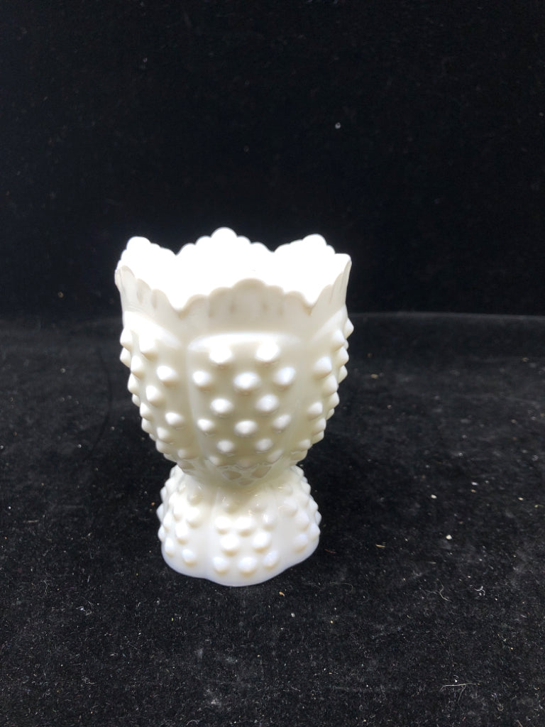 VTG MILK GLASS FOOTED HOBNAIL VASE.