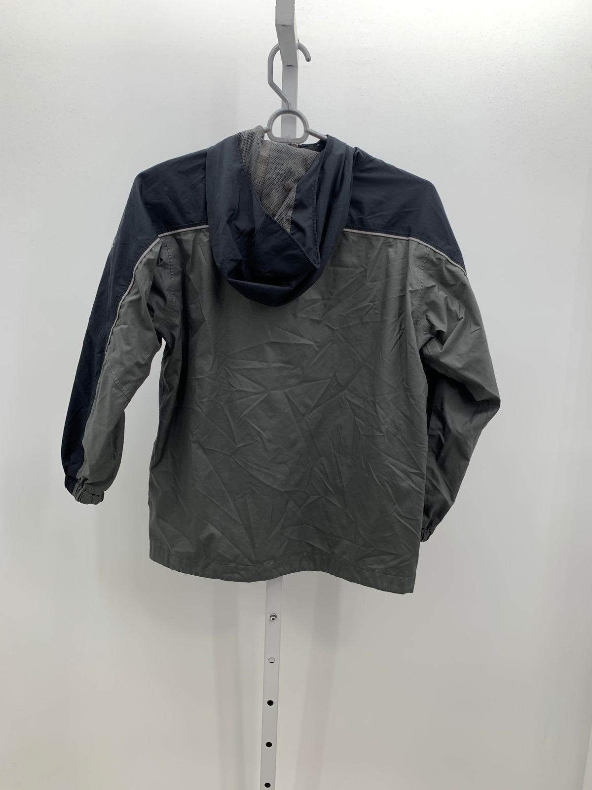 GREY HOODED ZIP UP