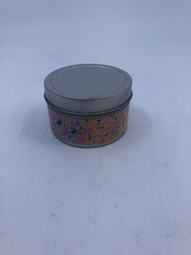 NIP PINK LADY PEONY CANDLE.