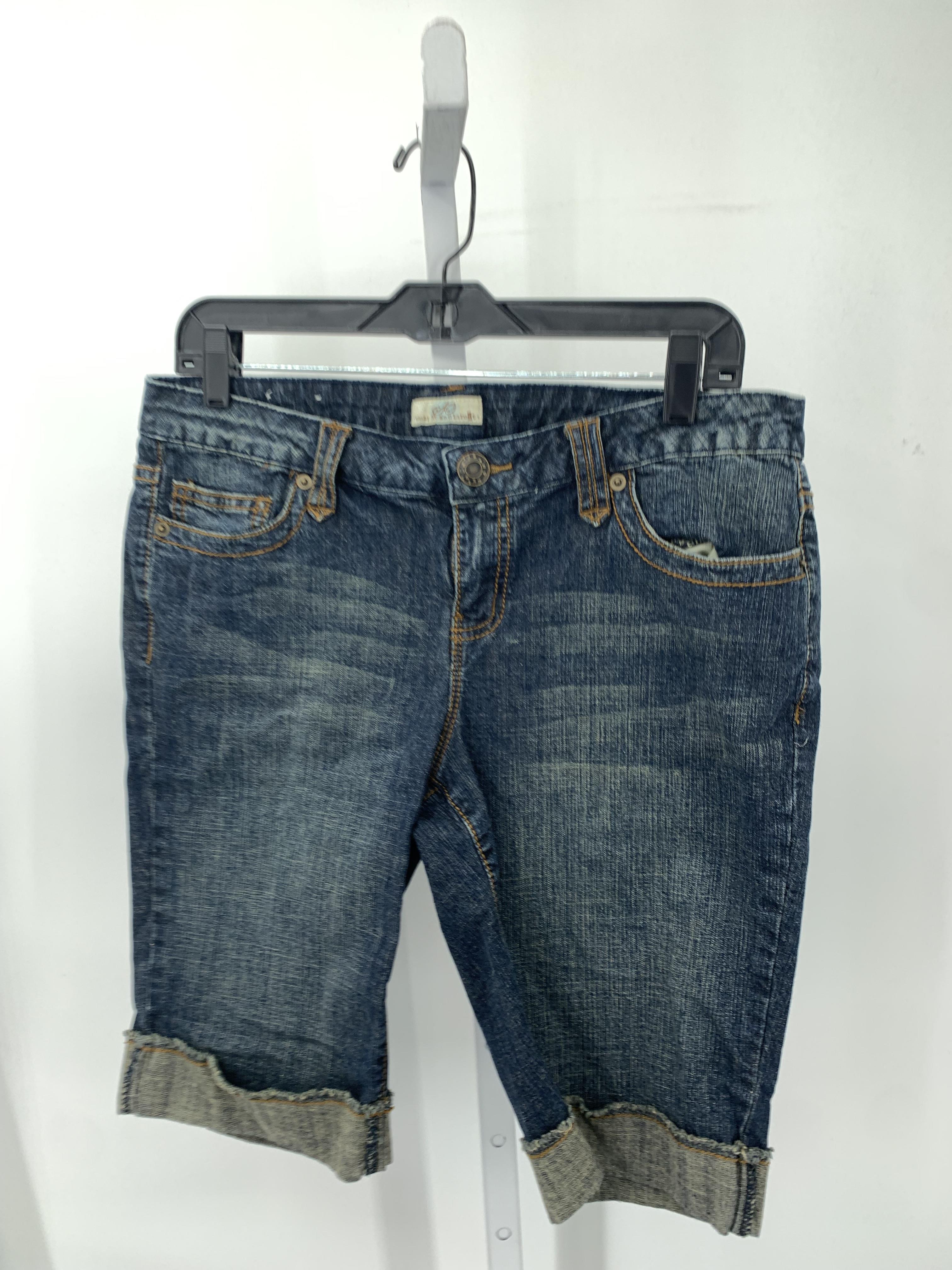 SO Size 11 Juniors Shorts