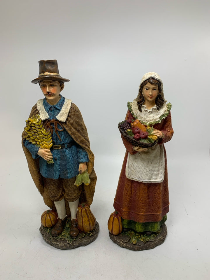 2 PC MAN/WOMAN PILGRIM HOLDING HARVEST RESIN.