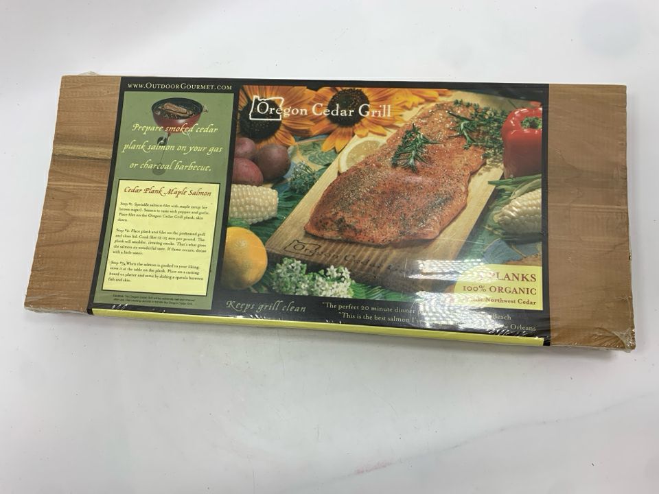 NIP OREGON CEDAR GRILL PLANKS.