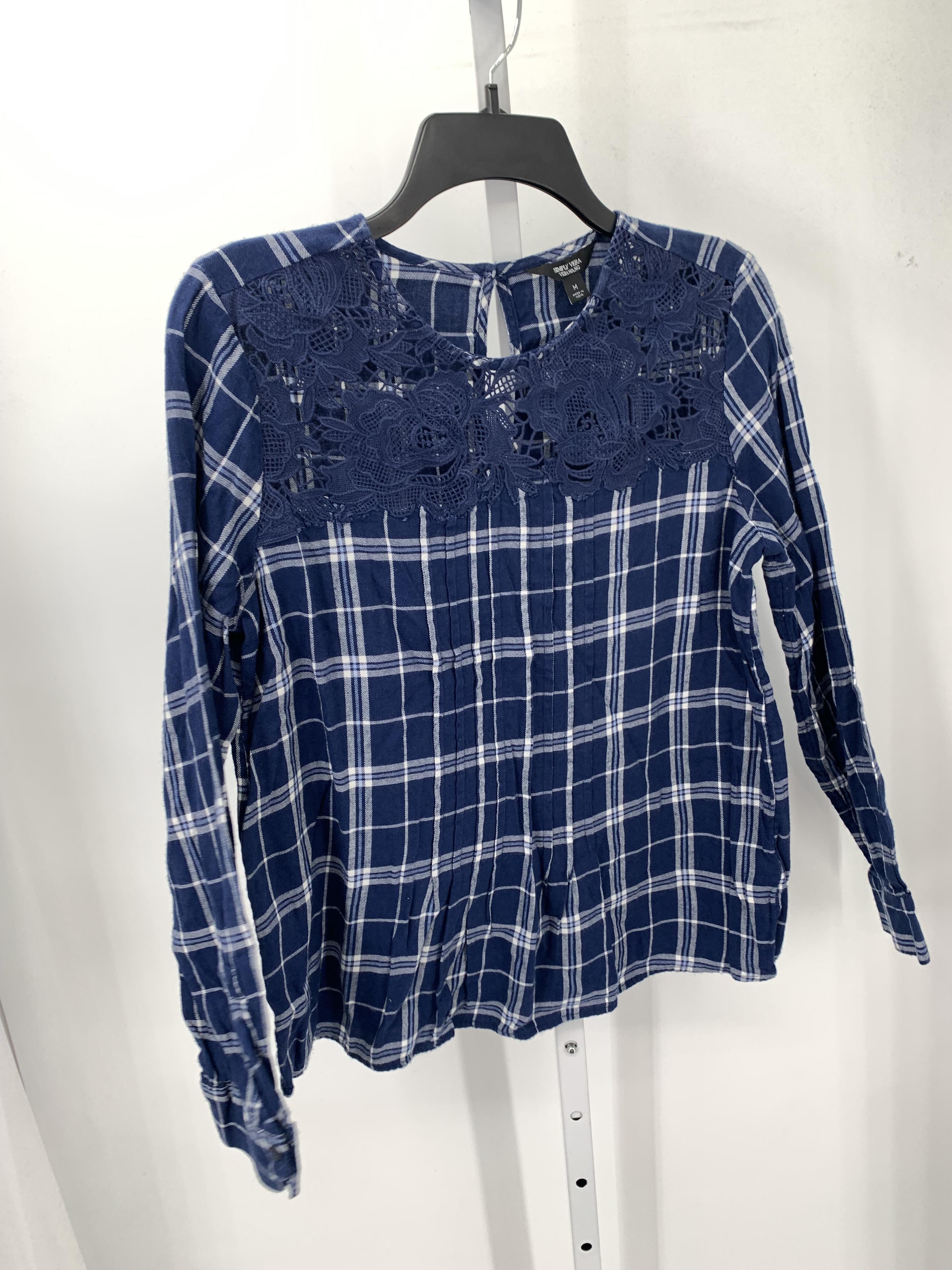 Vera Wang Size Medium Misses Long Sleeve Shirt
