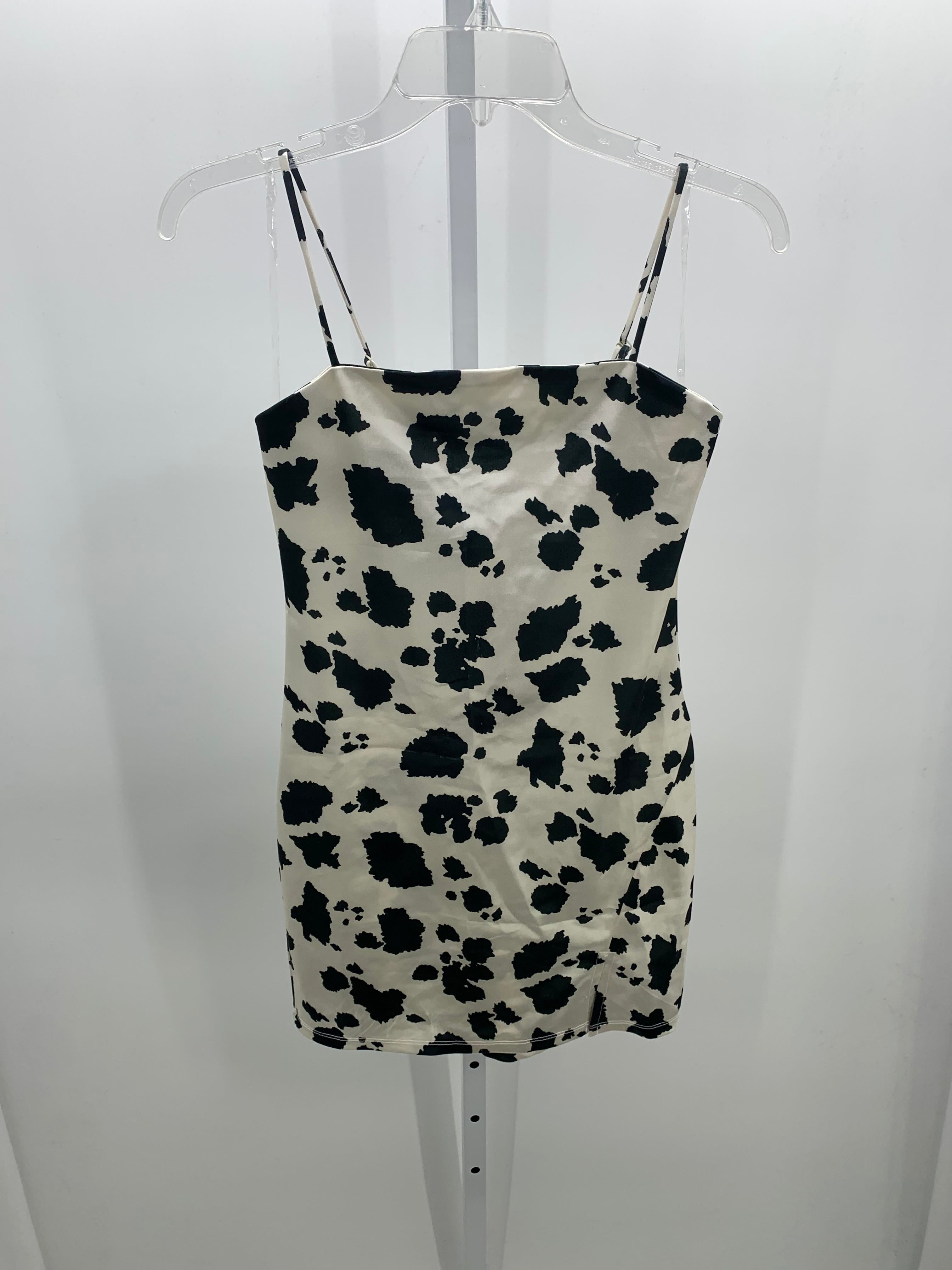 Size Small Juniors Sleeveless Dress