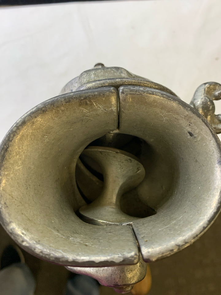 VTG METAL MEAT GRINDER W/WOOD HANDLE.