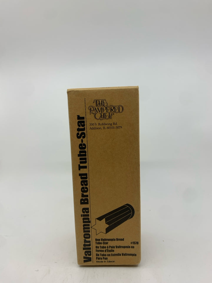 NIB PAMPERED CHEF BREAD TUBE-STAR.