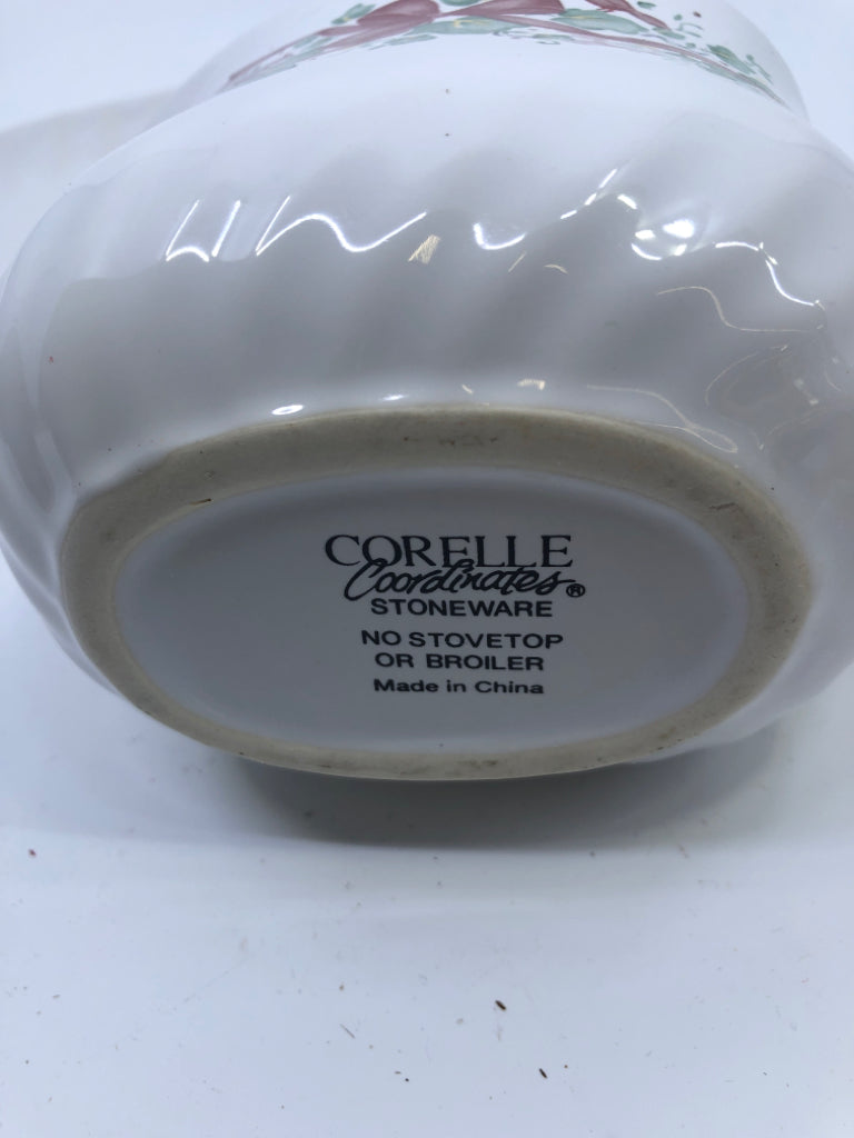 2PC CORELLE IVY AND BOW PATTERN GRAVY BOAT.