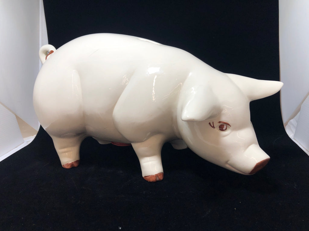 VTG STYLE CERAMIC PIGGY BANK.