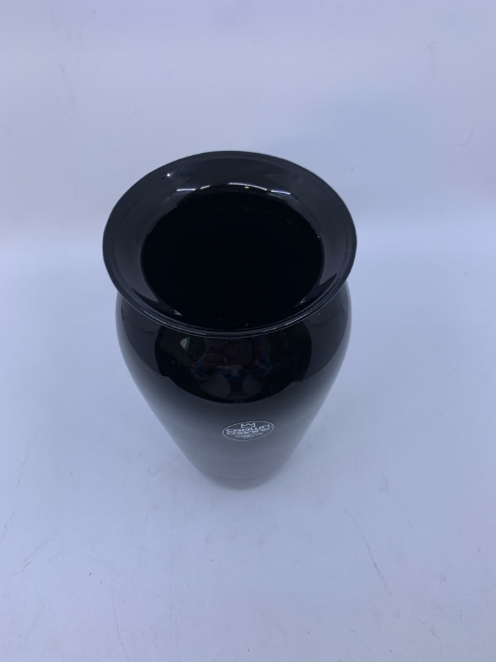 BLOWN GLASS VASE W/ FLARED TOP CROWN CORNING.