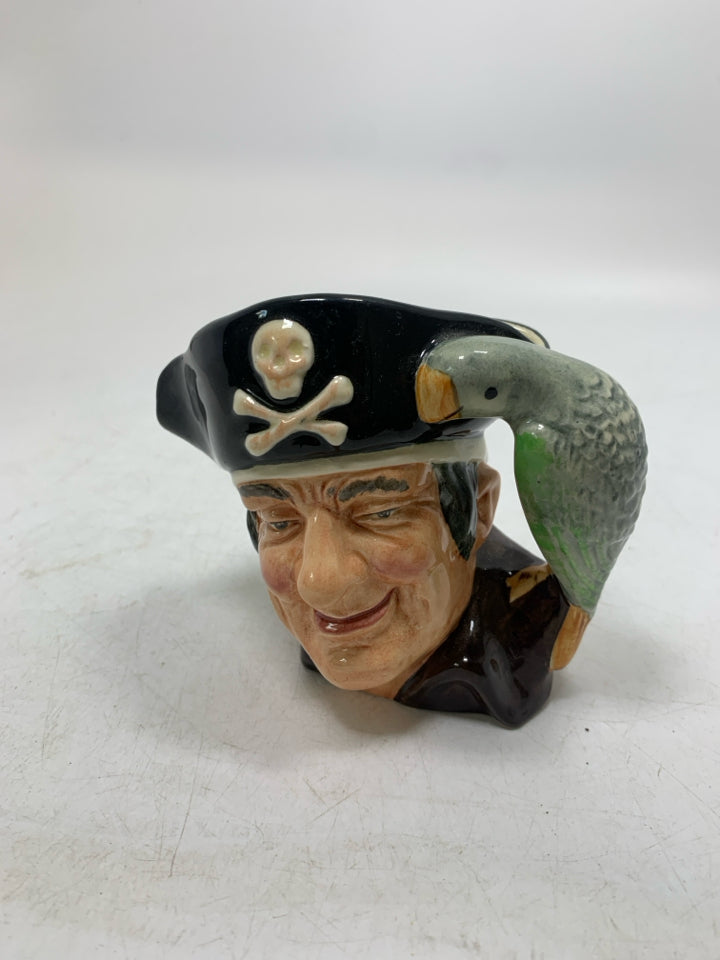 VTG LONG JOHN SILVER CREAMER.