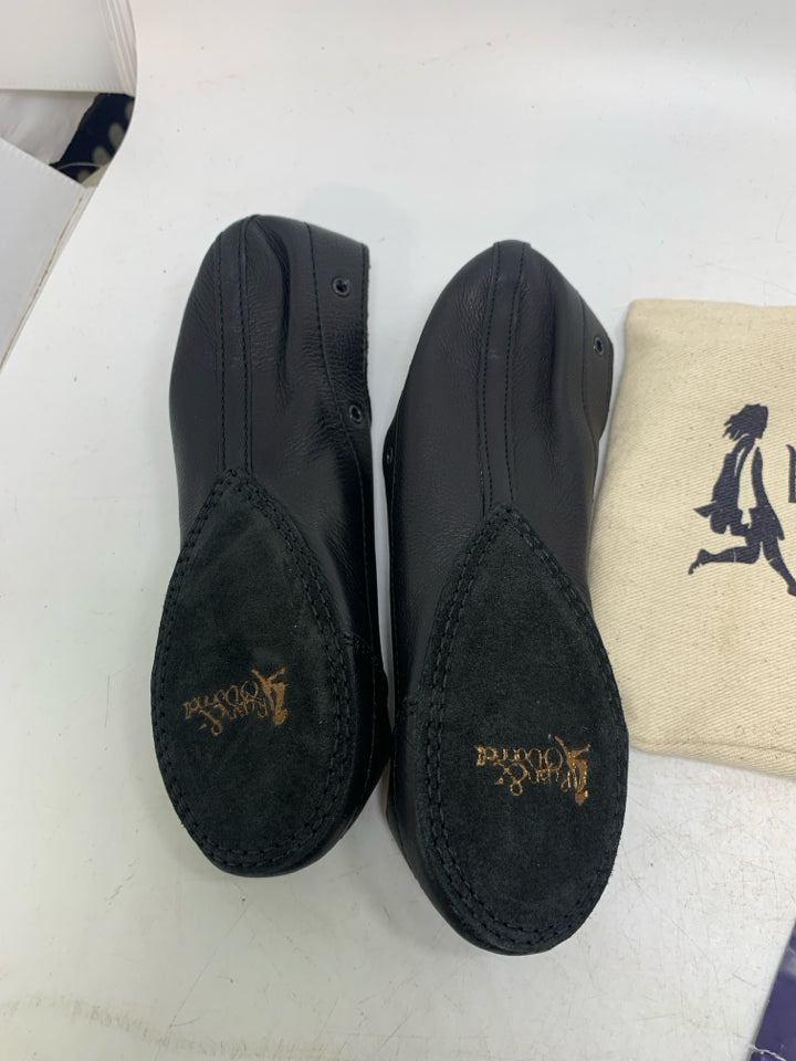 Dance Shoes