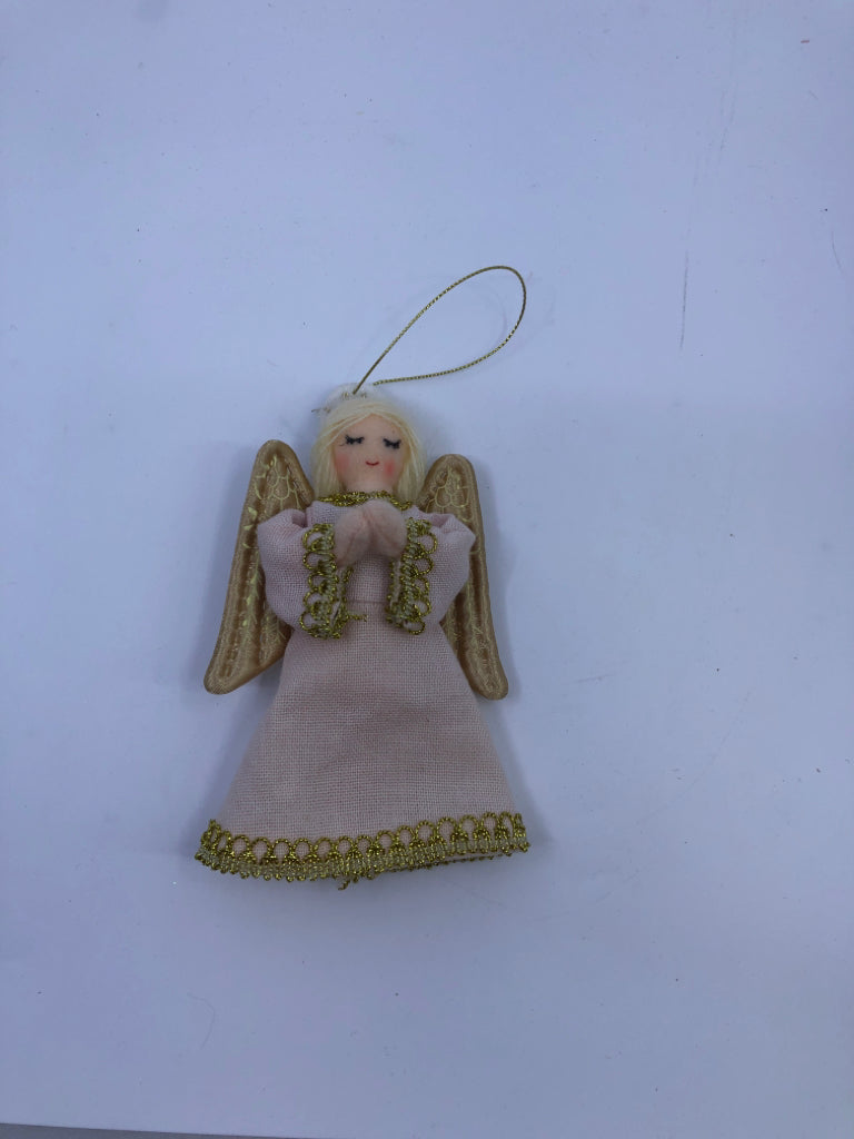 ANGEL FABRIC ORNAMENT.