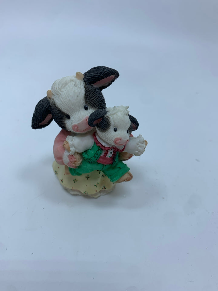 "LEAPIN' FOR JOY" MARY MOOMOOS FIGURE.