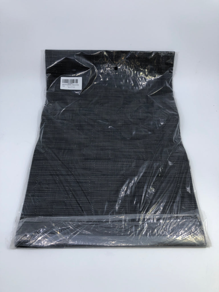 NIP 6 DARK GREY PLACEMATS