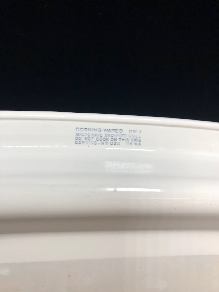 CORNINGWARE MICROWAVE BROWNING GRILL.