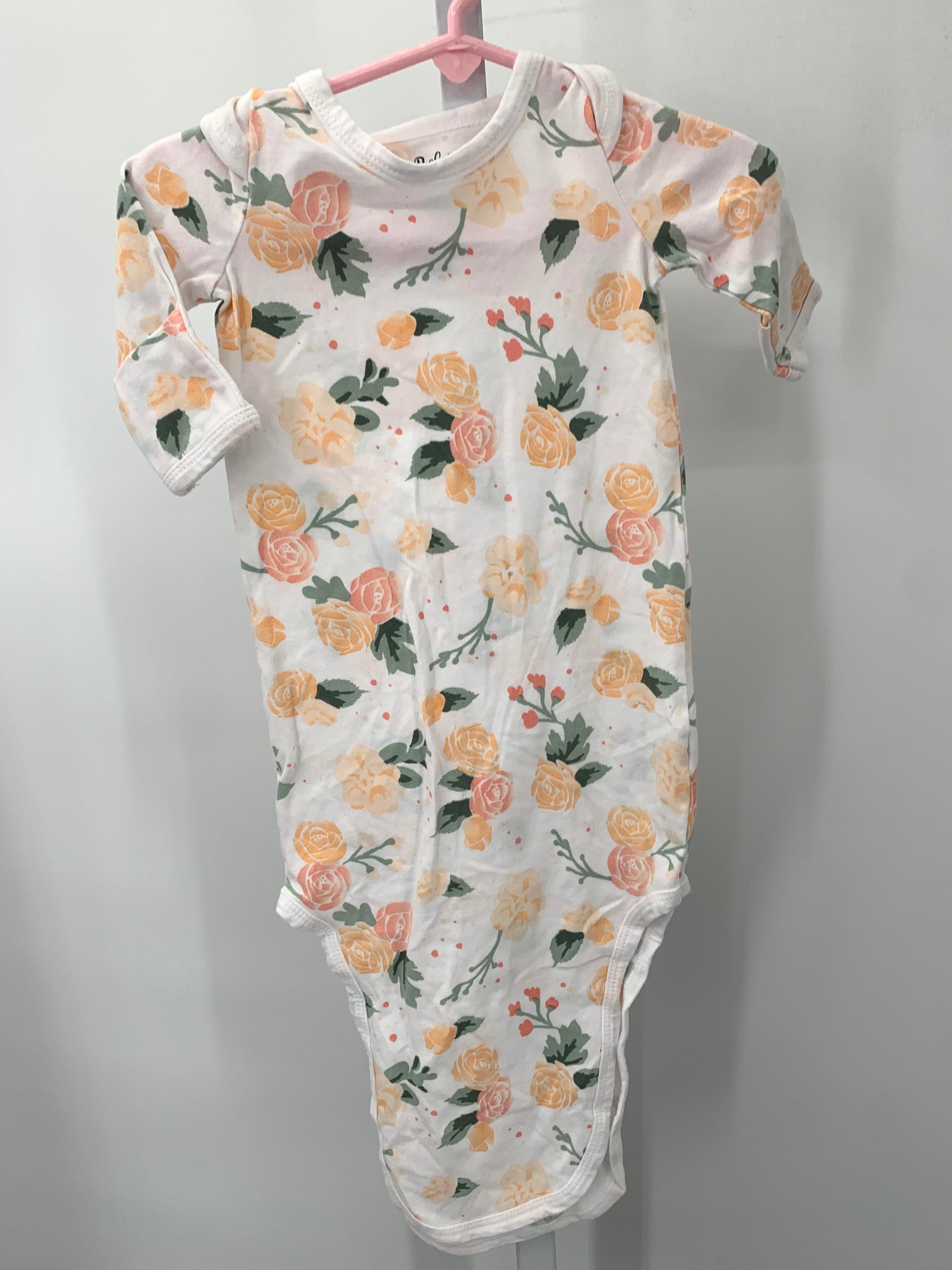 Baby Essentials Size 3 Months Girls Gown Sleeper