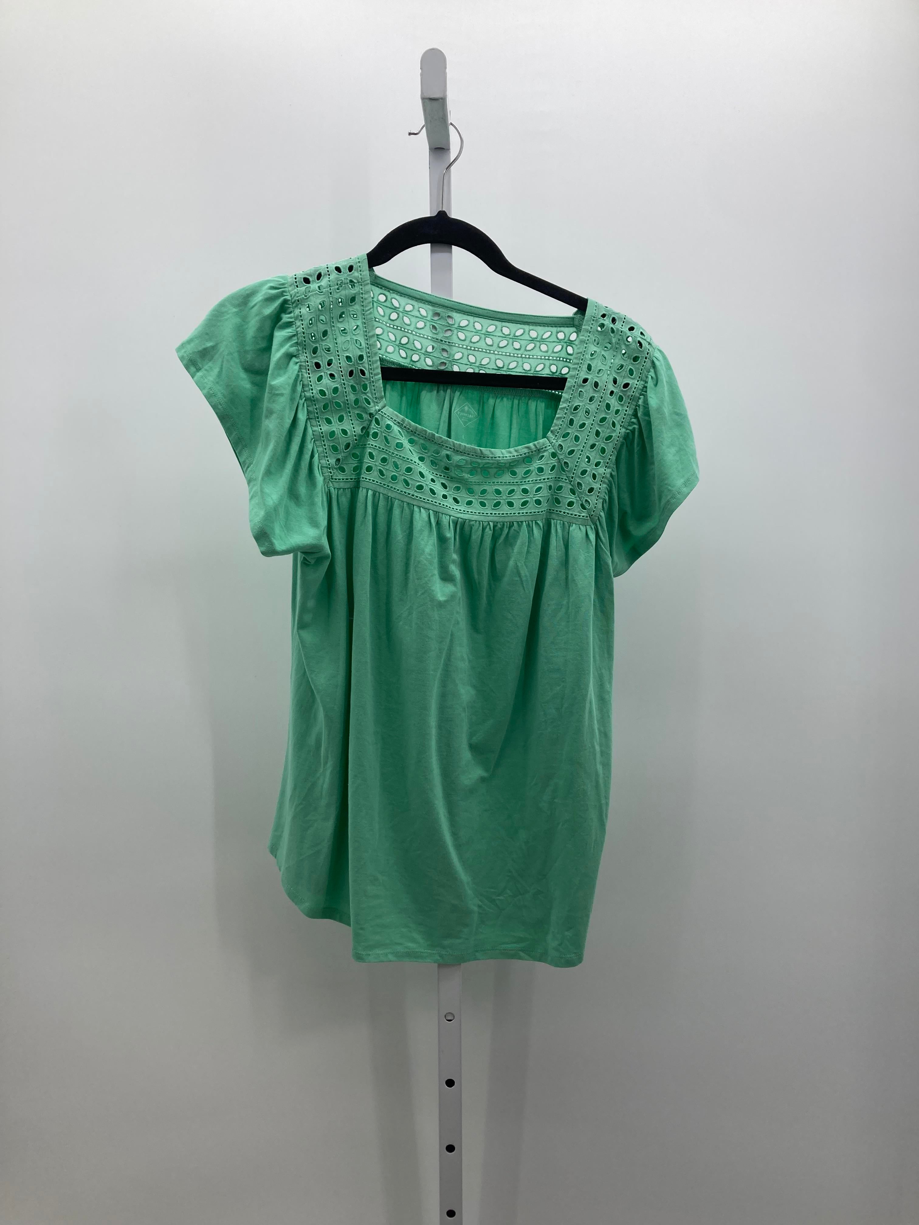 St. Johns Bay Size Large Misses Short Sleeve Shirt