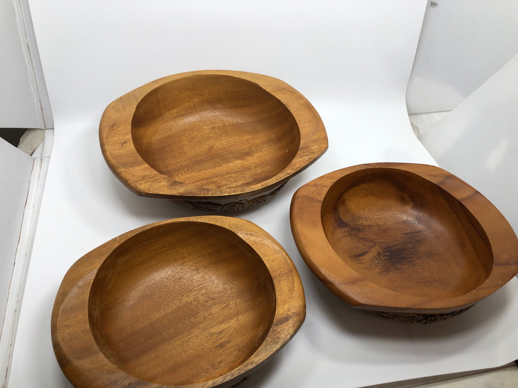 3PC VTG FLORAL CARVED NESTING SNACK BOWLS.