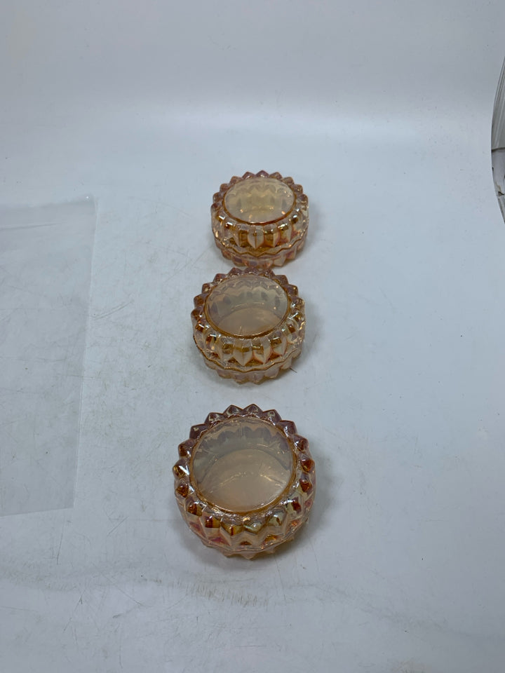 6 VTG PEACH GLASS PERSONAL ASHTRAYS SAWTOOTH EDGE IN BAG.