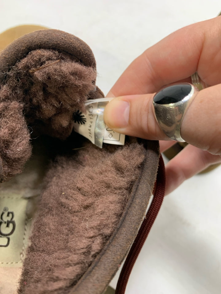 UGG Size 4 Boots