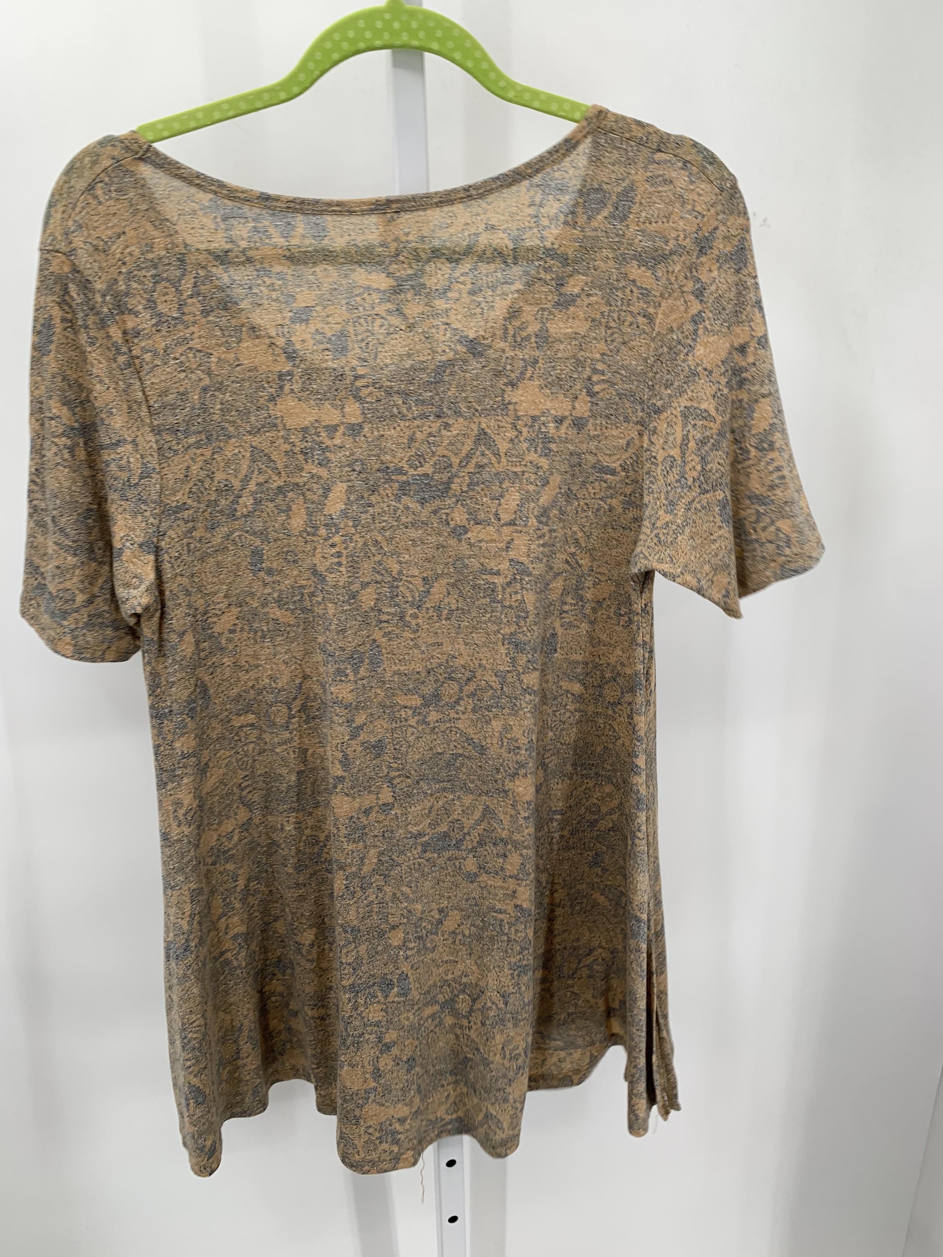 Lularoe Size Small Misses Short Sleeve Shirt