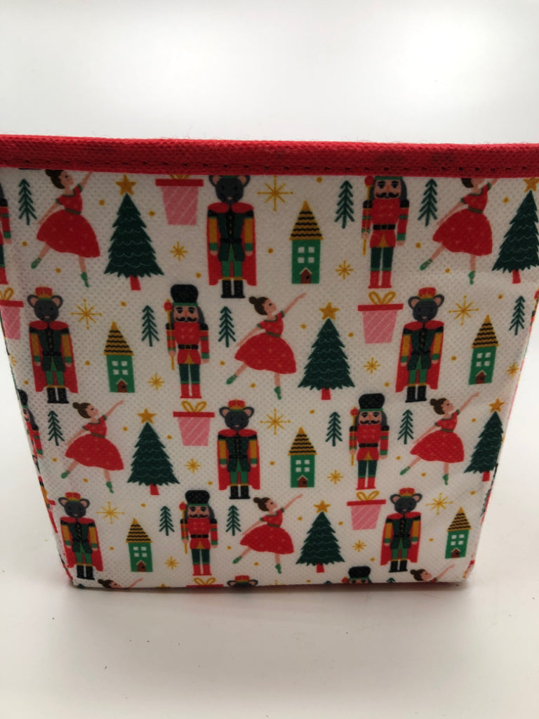 NUTCRACKER & TREE PATTERN CLOTH BIN.